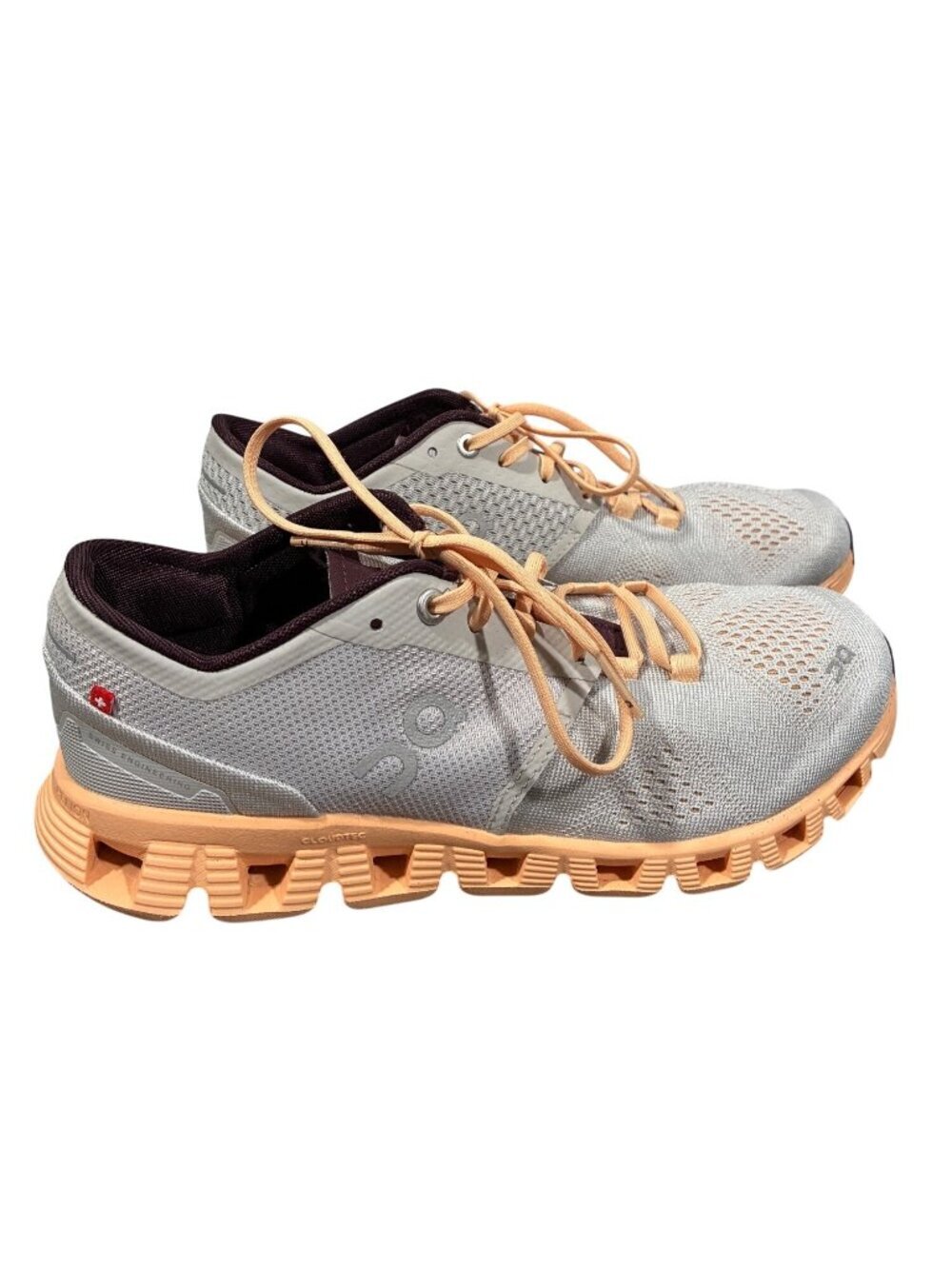 On Running On cloud CloudTec Athletic Shoes Size 7.5 Lightweight running active